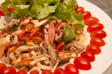  appetizer mixed salad with chicken meat