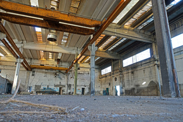 Fototapeta na wymiar interior of an abandoned industrial warehouse
