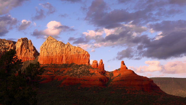 Sedona, Arizona Rock Formation, Zoom in time-lapse.