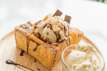 honey toast