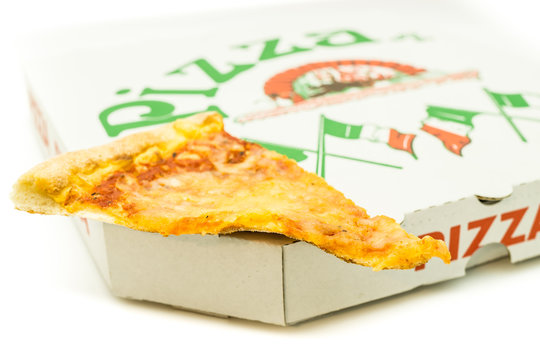 Fertigpizza vom Pizzadienst