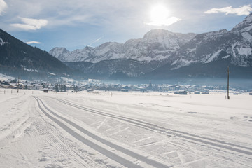 Gespurte Loipe in den Alpen