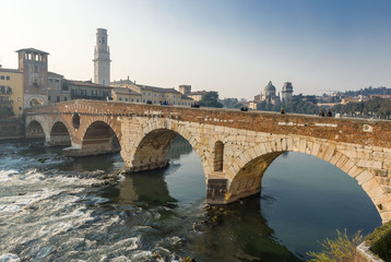 Obraz premium Ponte Pietra in the old town of Verona