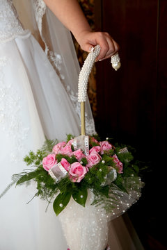 beautiful wedding bouquet of white roses in the shape of the umb