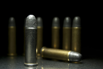 bullet magnum /  bullets in dark