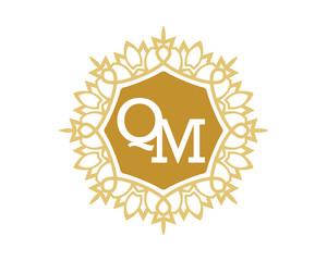 QM initial royal letter logo