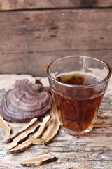 Ganoderma lucidum tea - Ling zhi mushroom.