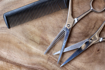 Hair cutting shears and comb