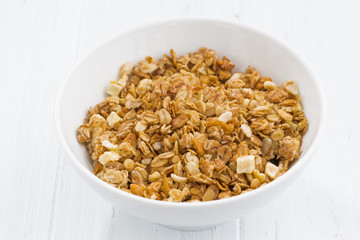 baked muesli in bowl