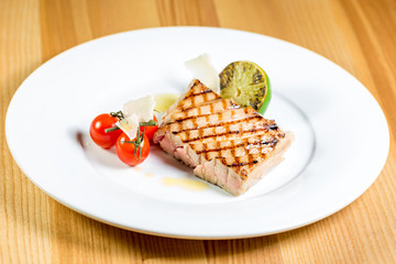 Beautiful juicy the tuna steak with grilled vegetables