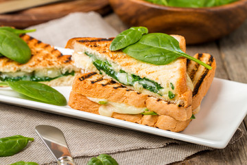 sandwich with cheese and spinach