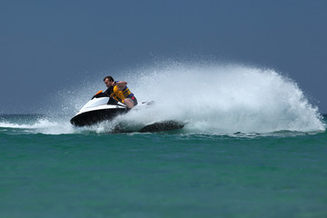 man drive on the jetski