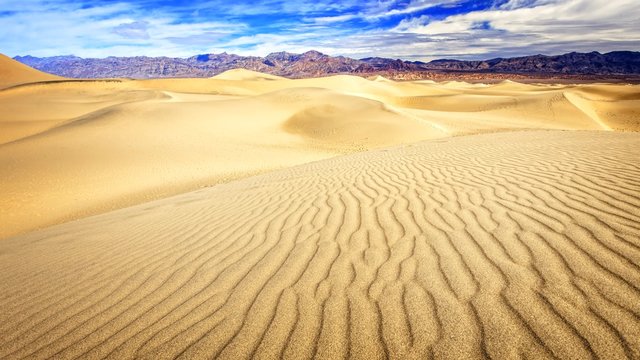 A timelapse of the Mesquite Flat sand dunes in Death Valley National Park