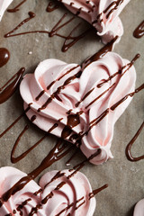 Heart meringues