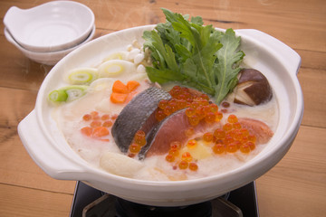 石狩鍋（白味噌・酒粕入り）