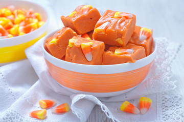 Delicious butterfinger fudge