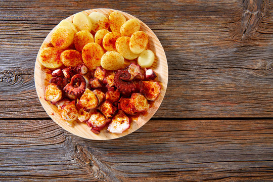 Pulpo a Feira with octopus potatoes gallega style