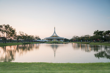 Fototapeta na wymiar Suan Luang Rama 9 public park