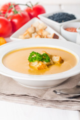 Vegetarian lentil cream soup