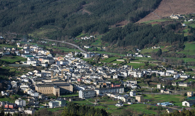 Fototapeta na wymiar Mondoñedo, vista aérea