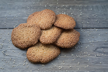 Cookies with sesame seeds
