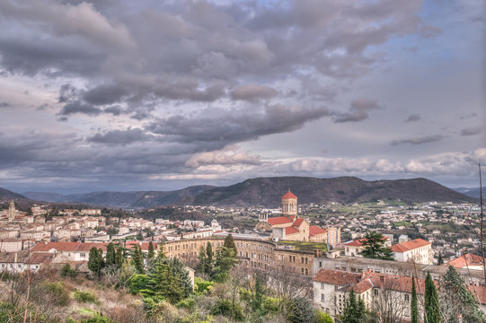 Privas-Ard&egrave;che/ vue sur la ville de Privas