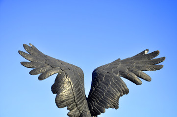 Kartal Heykeli