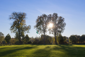 Herbststimmung an der Burg Linn