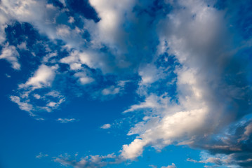 Obraz premium beautiful clouds in the blue sky of Thailand