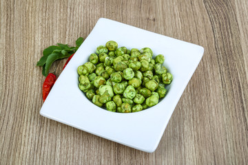 Wasabi peas