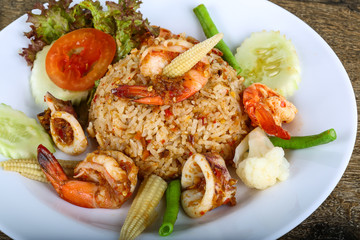Fried rice with seafood