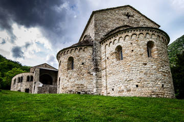 Fototapeta na wymiar Saint Peter at mount abbey - San Pietro al Monte basilica 