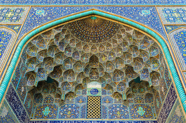 Details of Sheikh Lotfollah Mosque in Isfahan, Iran