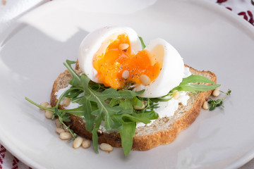 sandwiches with eggs