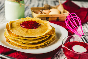 Pancakes with raspberry jam