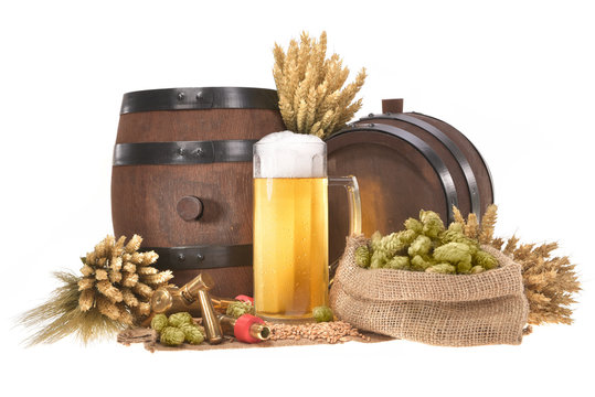 Bierglas mit F&auml;ssern