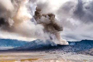 Tuinposter Bromo volcano eruption in Eastern Java. Indonesia © Evgeny Drokov
