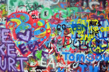 Deurstickers Graffiti muur bespoten met graffiti