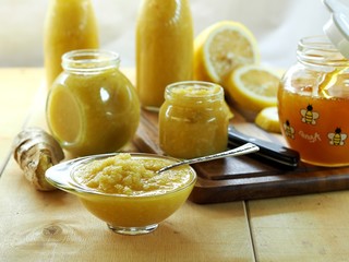 ginger-lemon mixture with honey 