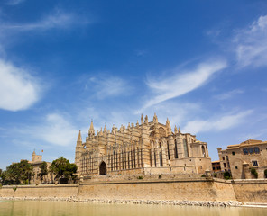 Fototapeta na wymiar Cathedral of Palma de Mallorca, Spain