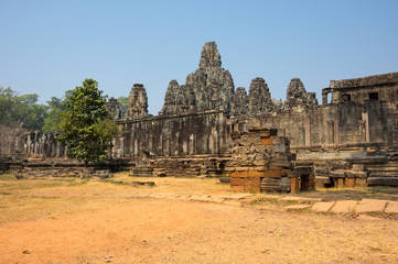 Naklejka premium Bayon temple at Angkor Wat complex