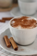 Tazza di caffè alla cannella