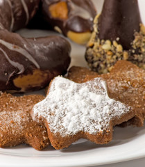 Image of many delicious cookies