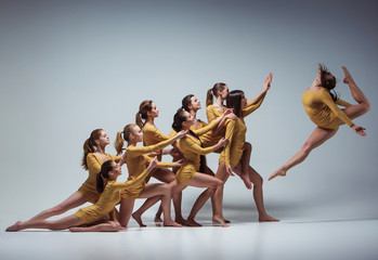 The group of modern ballet dancers 