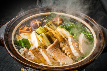 ねぎま鍋(葱と鮪)　Pan Japanese food of a leek and the tuna