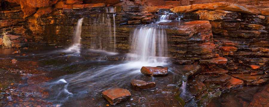 Small waterfall in the Hancock Gorge, Karijini NP, Australia