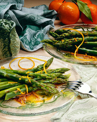 Asparagus with orange sauce