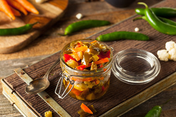 Spicy Homemade Pickled Giardiniera