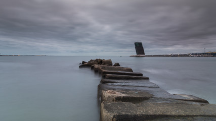 Fototapeta premium Pontão de Pedra e Torre VTS