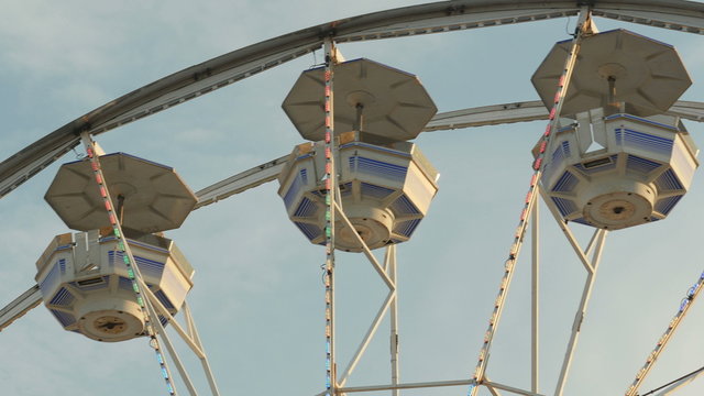 4K Ferris Wheel Spinning Closeup 1